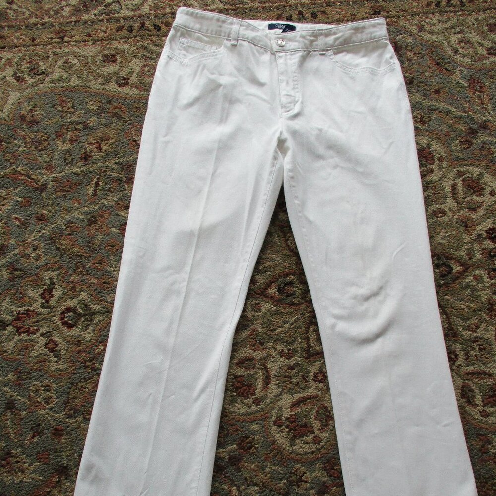 Ladies Chaps Size 8 white pants/Slacks - great condition - comfortable/stretch